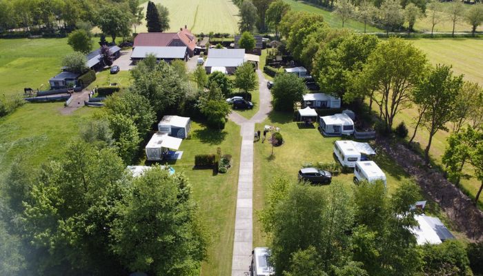 Nieuwe svr camping november schapen en paarden Friesland