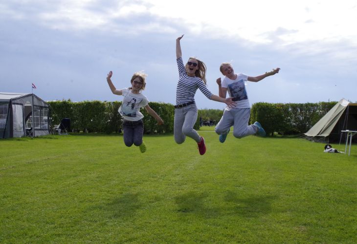 boerencamping kindvriendelijk, kamperen bij de boer kindvriendelijk, boerencamping voor kinderen, camping met kinderen, Kamperen met kinderen