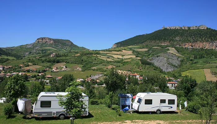 boerencamping frankrijk	 kamperen bij de boer frankrijk kleine camping frankrijk rustige camping frankrijk natuurcamping frankrijk mini camping frankrijk